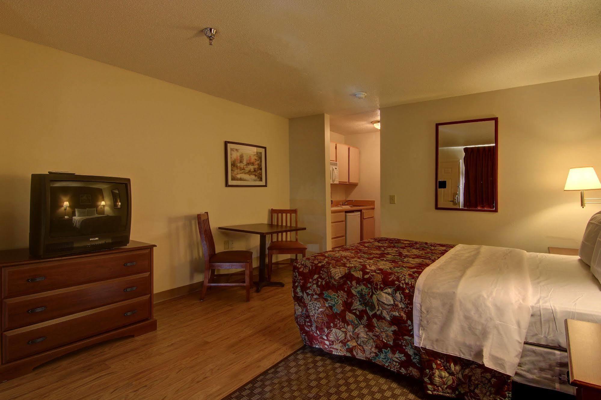Intown Suites Extended Stay Atlanta Ga - Сувани Экстерьер фото