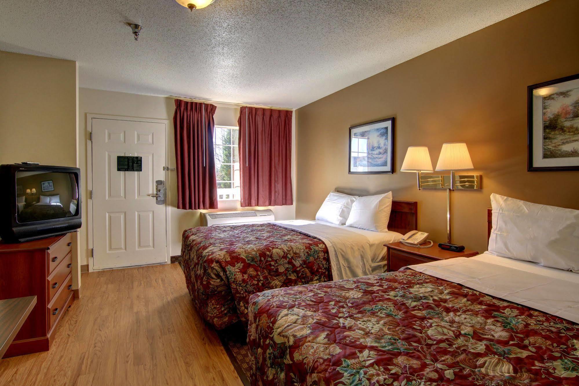 Intown Suites Extended Stay Atlanta Ga - Сувани Экстерьер фото